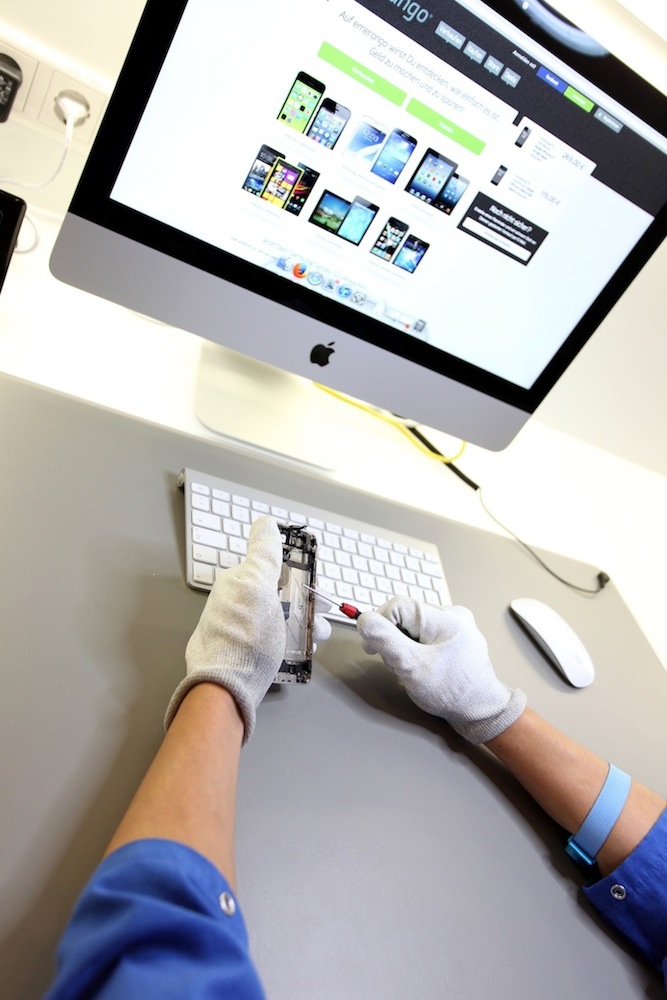 Im emerango Store können auch iPhones in den Service gegeben werden
