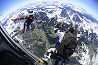 Skydiving in den Südtiroler Dolomiten Skydiving in den Südtiroler Dolomiten