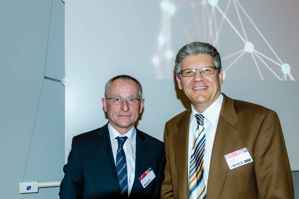 Fujitsu Vertriebschef Jörg Brüning (li.) mit GF Stefan Lew Bits&Bytes