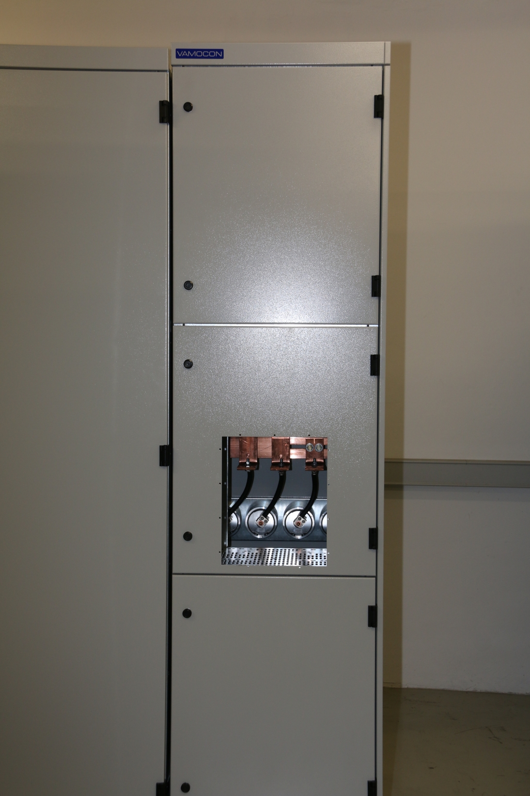 Raycaps Strikesorb-Ableiter zertifiziert für Einsatz im Vamocon Niederspannungsschaltanlagen-System Raycaps Strikesorb-Ableiter zertifiziert für Einsatz im Vamocon Niederspannungsschaltanlagen-System